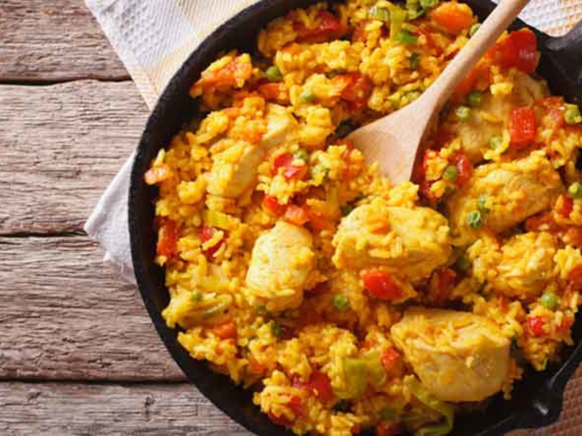 Arroz con pollo Mandolina, preparación clásica de esta receta