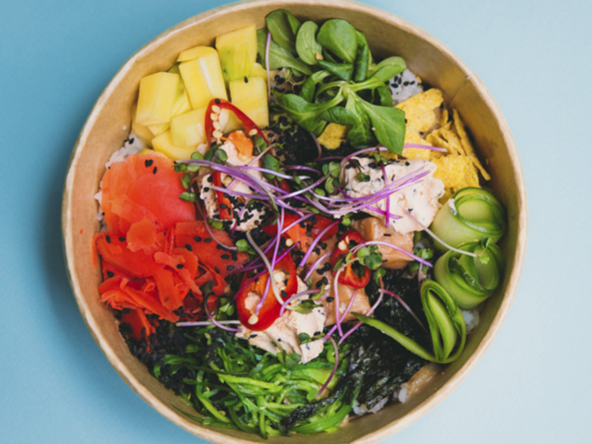 Poke bowl: La mejor ensalada hawaiana para tu almuerzo