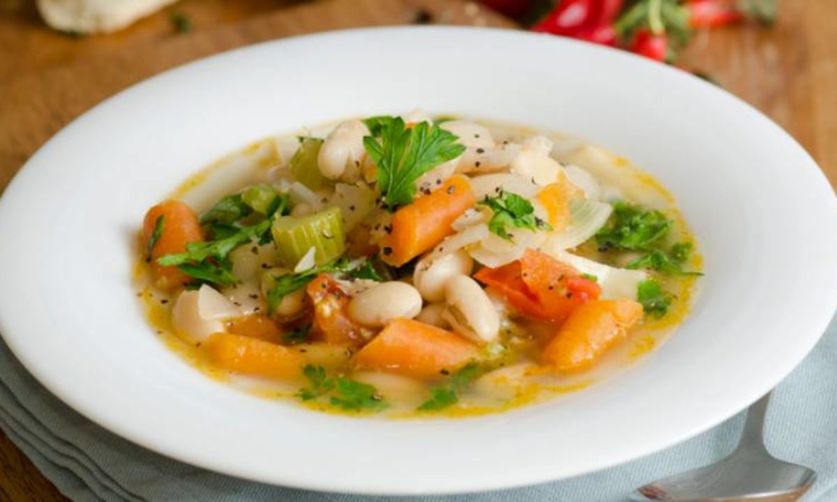 Receta para hacer sopa de verduras| Mandolina