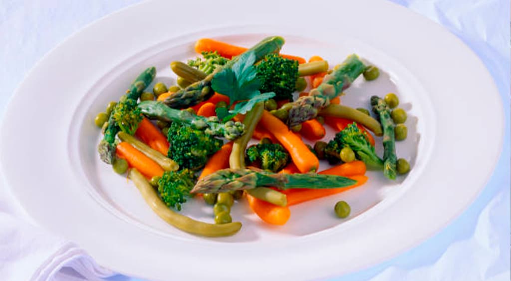 Brócoli y espárragos, dos alimentos saludables