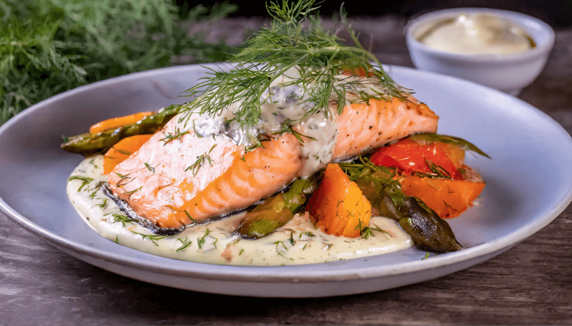 Salmón al horno con explosión de verduras