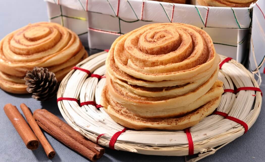 Receta de Pancakes de Cinnamon Roll