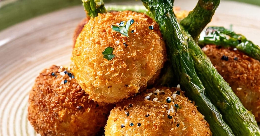 Croquetas de espárragos trigueros gourmet