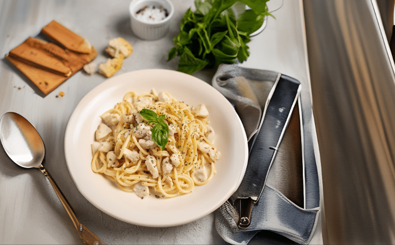 Pasta Cremosa con Champiñones y Jamón 