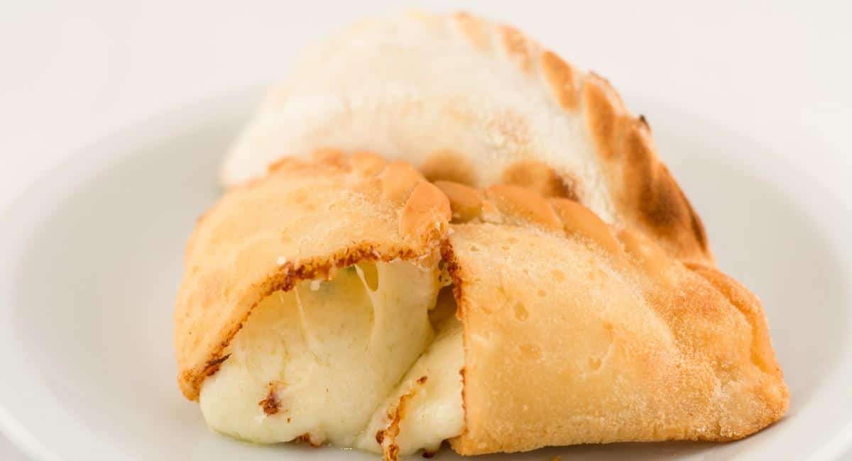 Empanadas de Queso Costeño 